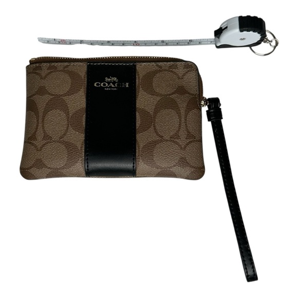 Coach Classic Signature Khaki/Black Wristlet F58035 - Picture 9 of 10